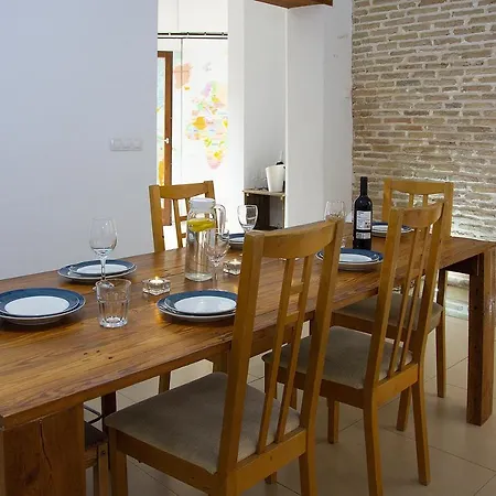 Casa De La Tinaja Seville