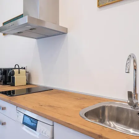 Alohamundi Segovia&fortaleza Apartment Seville