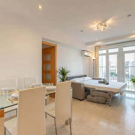 Apartment Charming 3 Bedroom At Triana Center By Oui Seville