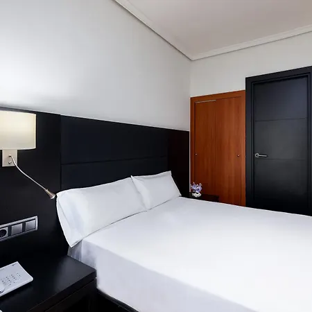 Hotell Virgen De Reyes