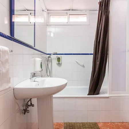 Jentoft Hostel *