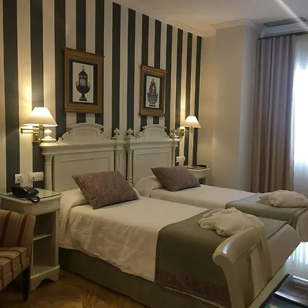 Adriano Boutique 3*