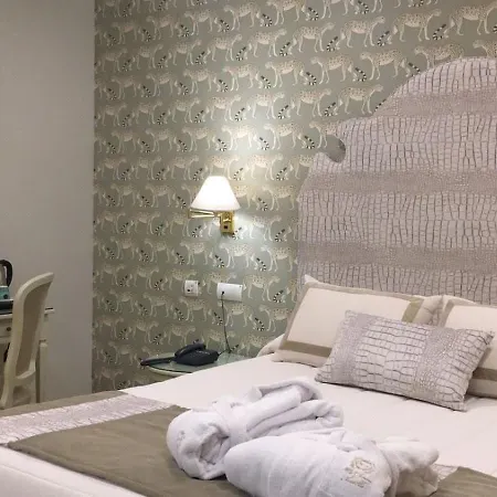 Adriano Boutique Hotel