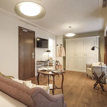 Hotel Amadeus