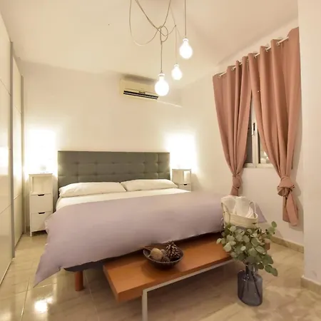 New! Spacious & River * Seville