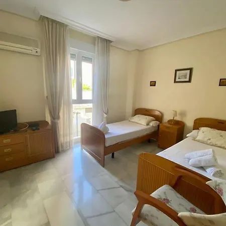 Rentalsevilla Luis De Morales Apartment Seville