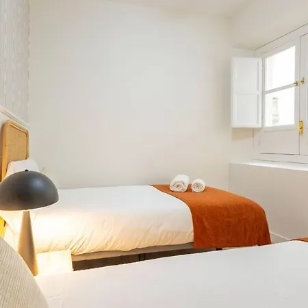 Apartment Juan De La Encina