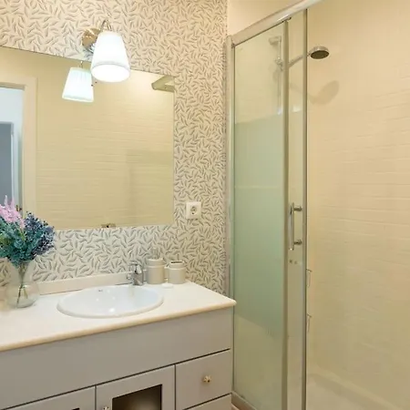 Juan De La Encina Apartment