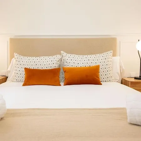Apartment Juan De La Encina