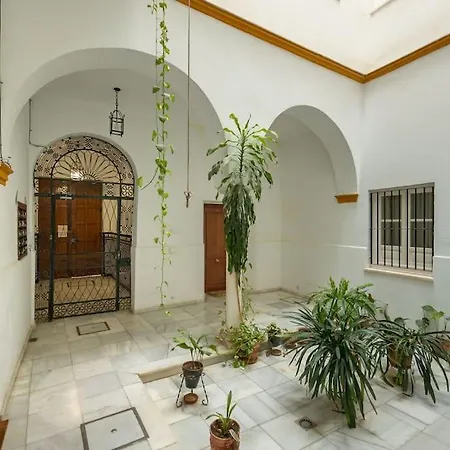 Apartment Juan De La Encina *