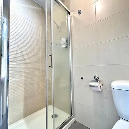 Hispalis Alfonso X Apartment *