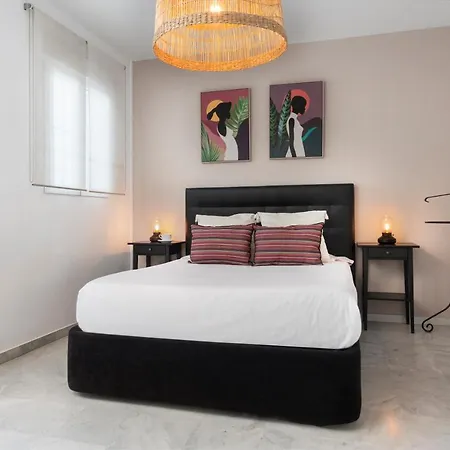 Con Terraza En Centro By Rent Me Seville