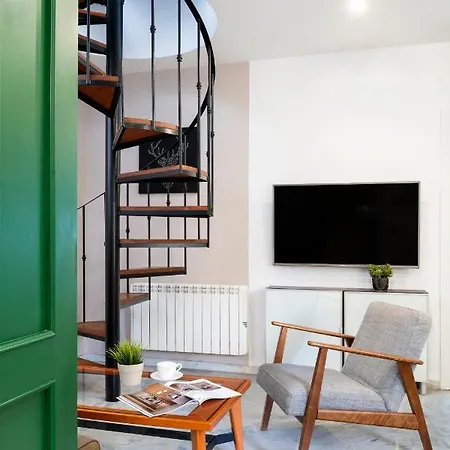 Con Terraza En Centro By Rent Me Apartment