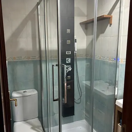 Proximo Al Centro De 2 Con Piscina De Temporada Apartment *