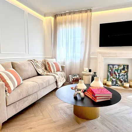 Luxury Cathedral Views In