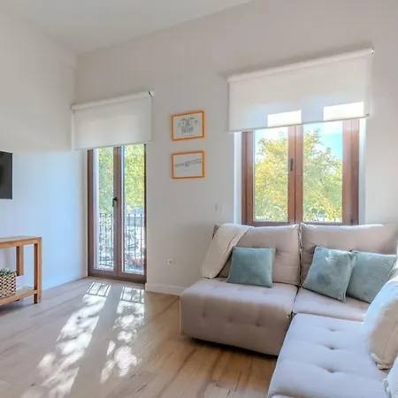 T74 Torneo Bright Family Apartment Seville