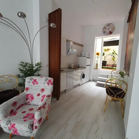 Apartment Deluxe En Av Cruz Roja Seville
