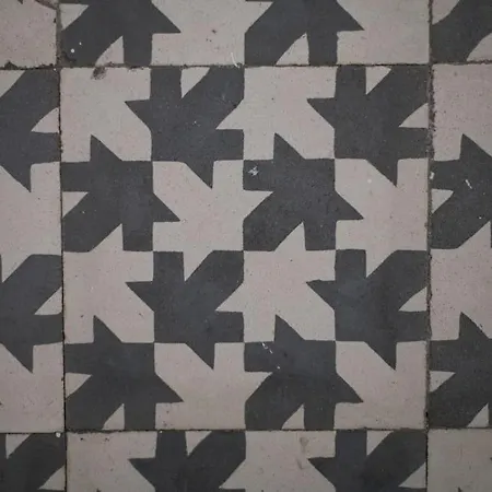 Mosaic Giralda Apartment *