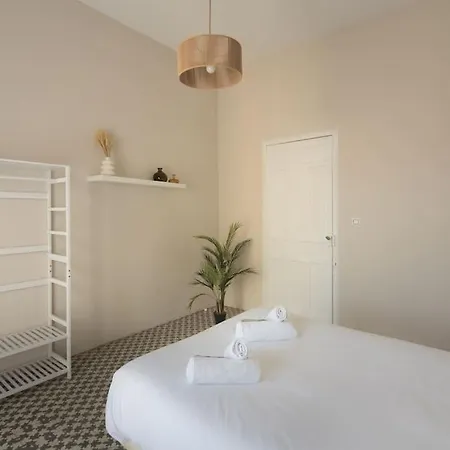 Mosaic Giralda Apartment