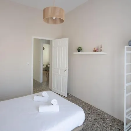 Mosaic Giralda Apartment *
