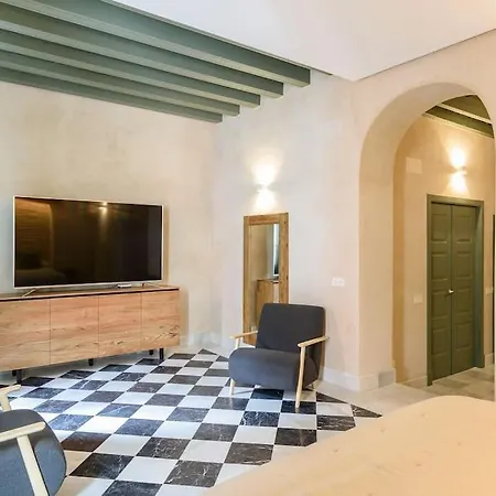 Luxury Palace