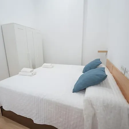 Estudio A Estrenar En San Bernardo Seville