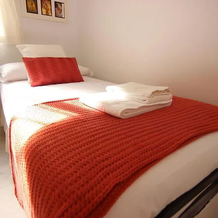 Apartment Rentalsevilla Espacioso Apartamento En La Alameda De Hercules Con Parking