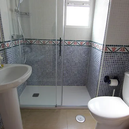 Rentalsevilla Espacioso Apartamento En La Alameda De Hercules Con Parking Apartment Seville