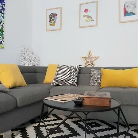 Luminoso En El Centro, Con Mucho Arte Apartment