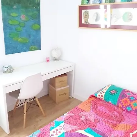 Apartment Luminoso En El Centro, Con Mucho Arte *