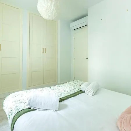 Apartment Cardenal Cervantes Deluxe By Valcambre *