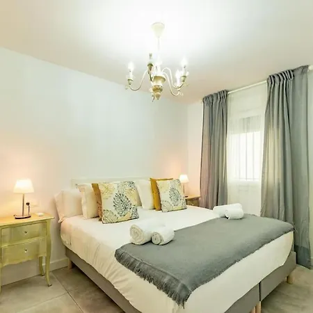 Apartment Cardenal Cervantes Deluxe By Valcambre
