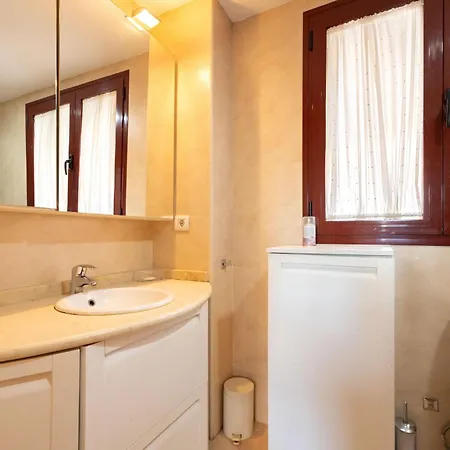 Apartamento Con Piscina - La Palmera Apartment