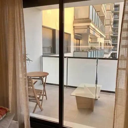 Nuevo Moderno De Lujo Apartment *