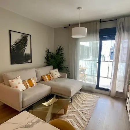 Nuevo Moderno De Lujo Apartment