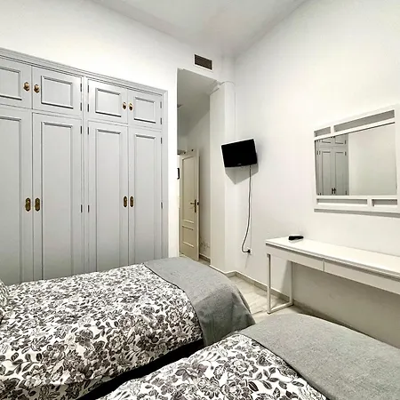 Apartment El Reloj Del Viajero 2 *