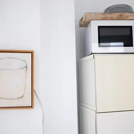 Atico Con Balcon En Pleno Centro Apartamento