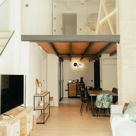 Berenguela Penthouse Apartment