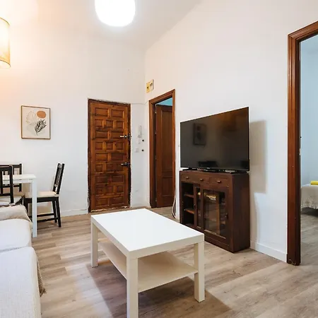 Apartamento Torrijiano Apartment