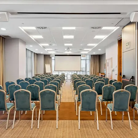Hotel Hilton Garden 4*