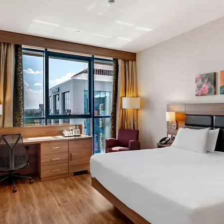 Hilton Garden 4*