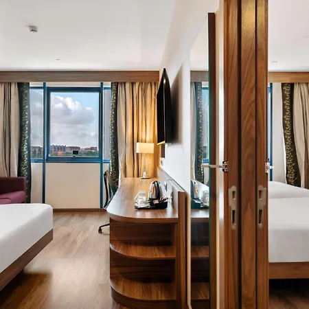 Hotel Hilton Garden 4*