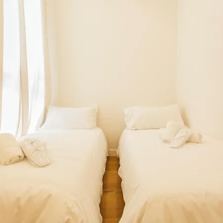 Cozy And Modern- 2bd 1bth - Setas Apartment