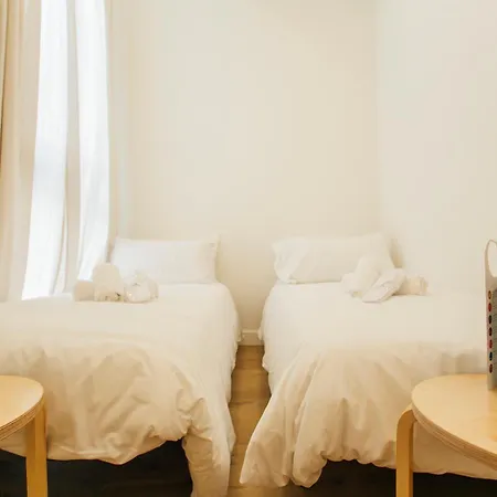 Cozy And Modern- 2bd 1bth - Setas Seville