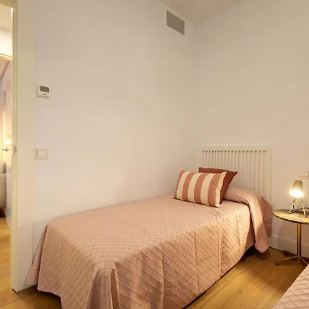 Cathedral Welcome Wheelchairs 6 Pax Apartment *