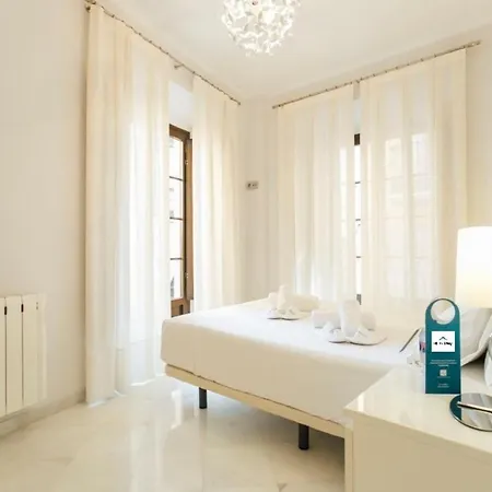 Minimalism And Modern- 2bd 1bth- Setas Appartamento Siviglia