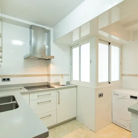 Charming 3 Bedroom At Triana Center By Oui Seville