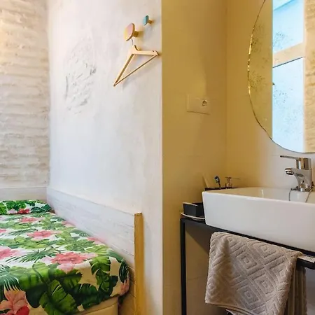 Holiday home Luxury 3 Floor House Prime Location Plaza De Toros *