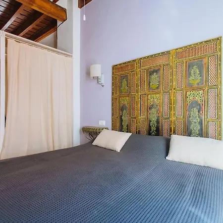 Luxury 3 Floor House Prime Location Plaza De Toros Holiday home *