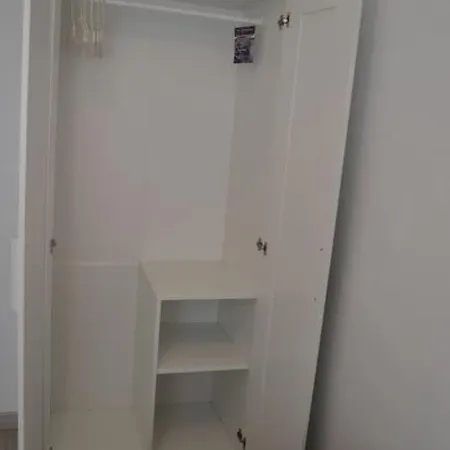 Apartamento Cozy And Well Connected Sevilla
